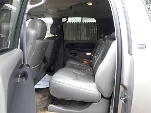 2003 GMC Yukon SLT 4WD 4dr SUV